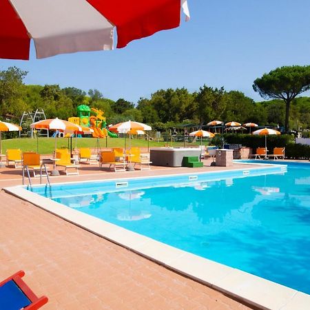 Residence Le Rose Marina Di Bibbona Exterior foto