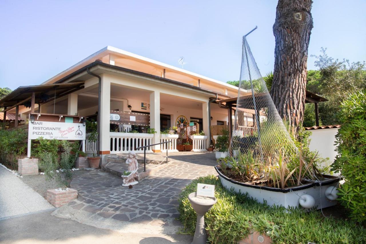 Residence Le Rose Marina Di Bibbona Exterior foto