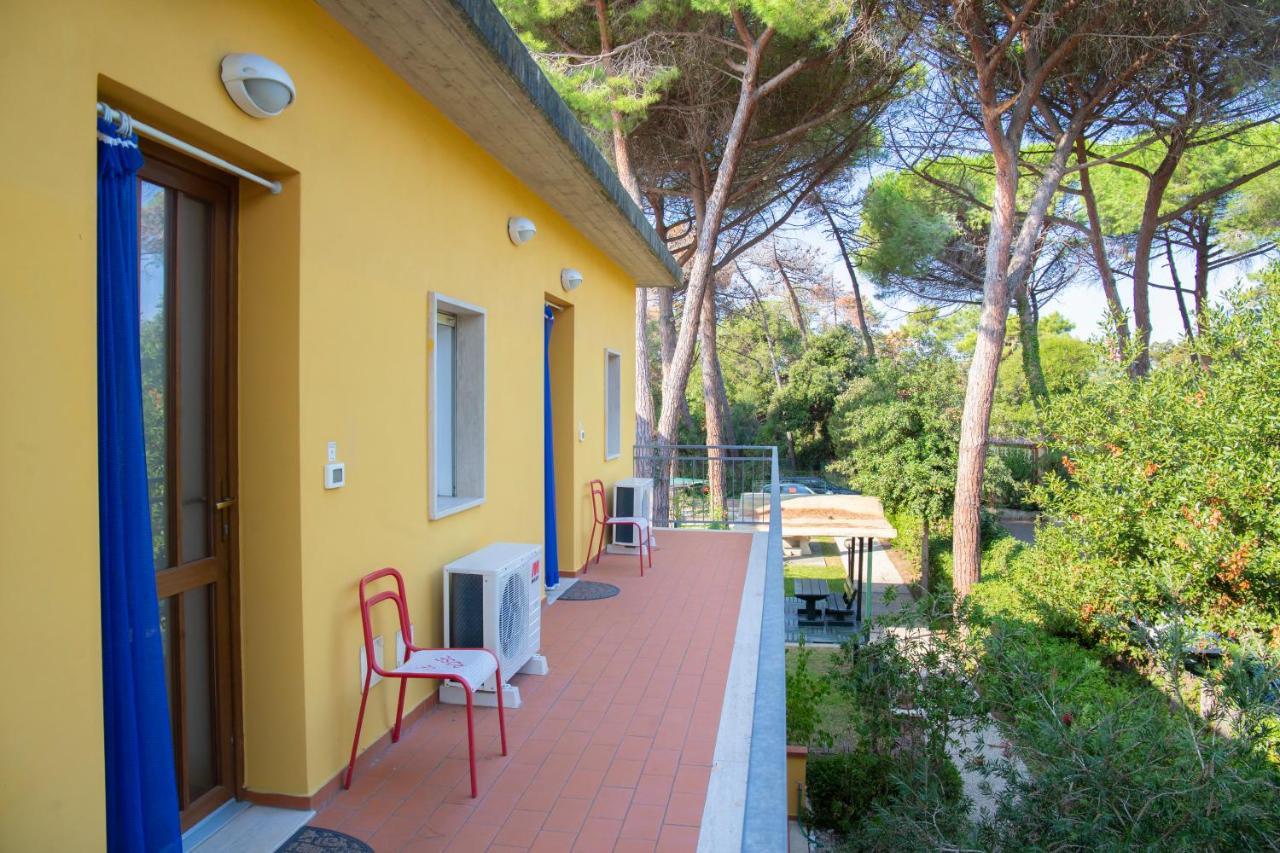 Residence Le Rose Marina Di Bibbona Exterior foto