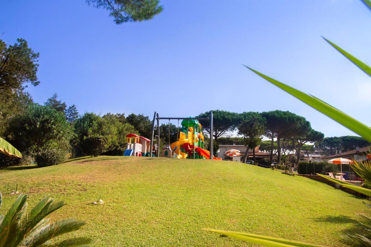 Residence Le Rose Marina Di Bibbona Exterior foto