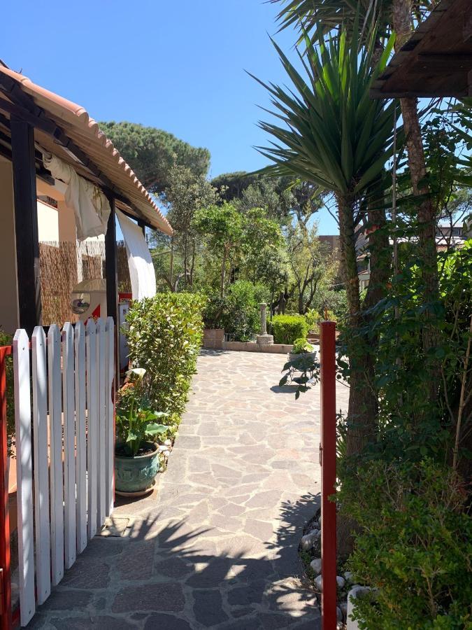 Residence Le Rose Marina Di Bibbona Exterior foto